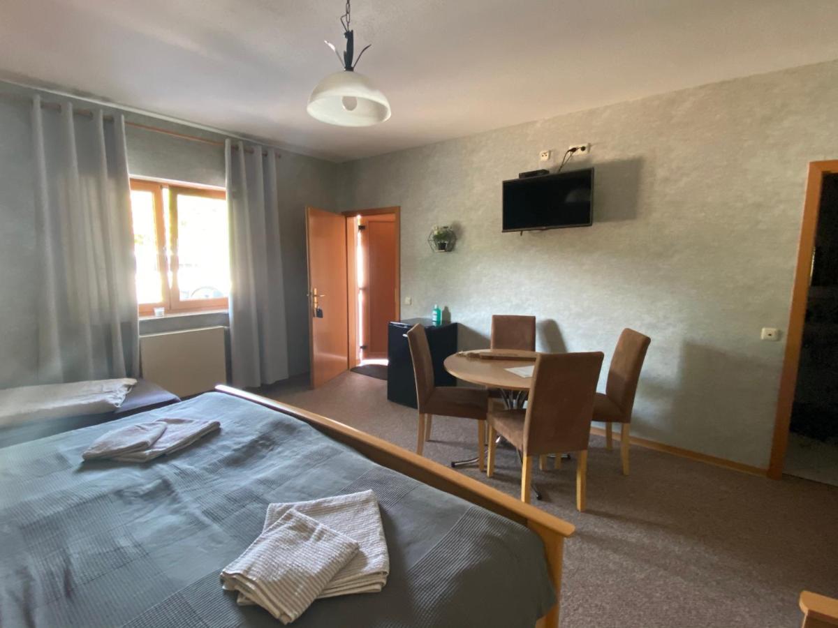 Rooms4Ring Privatzimmer Am Nurburgring Quiddelbach Extérieur photo