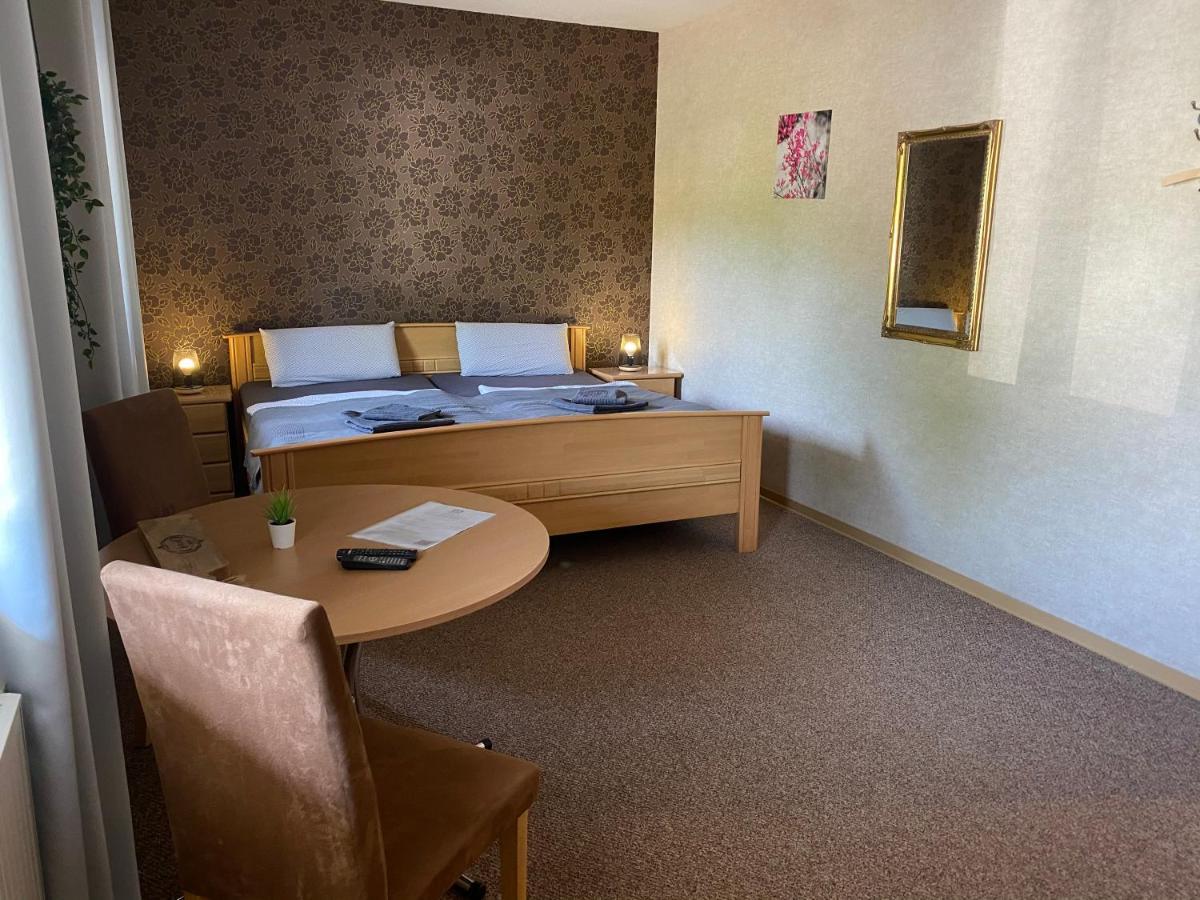 Rooms4Ring Privatzimmer Am Nurburgring Quiddelbach Extérieur photo